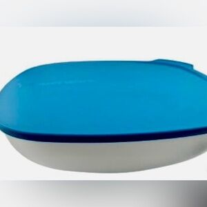 Tupperware Chic Square Serving Bowl with Cover 2.5 L new